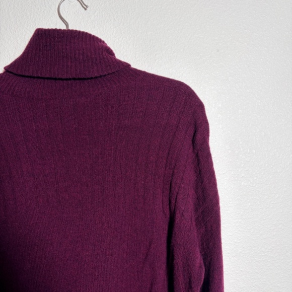 Madewell Purple Turtleneck Wool Blended Classic Pullover Sweater SIZE S - Picture 10 of 12